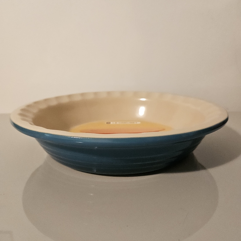 Le Creuset Deep Teal Pie Dish 23cm